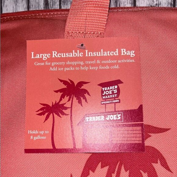 Trader Joe's Limited Edition Large Insulated Reusable Tote Bag - Picture 2 of 2